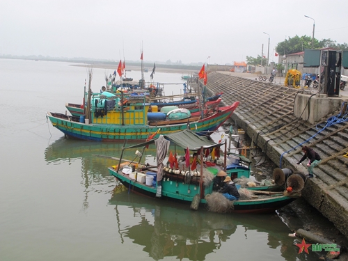 Nhiều cảng cá ở Hà Tĩnh bị bồi lắng nghiêm trọng